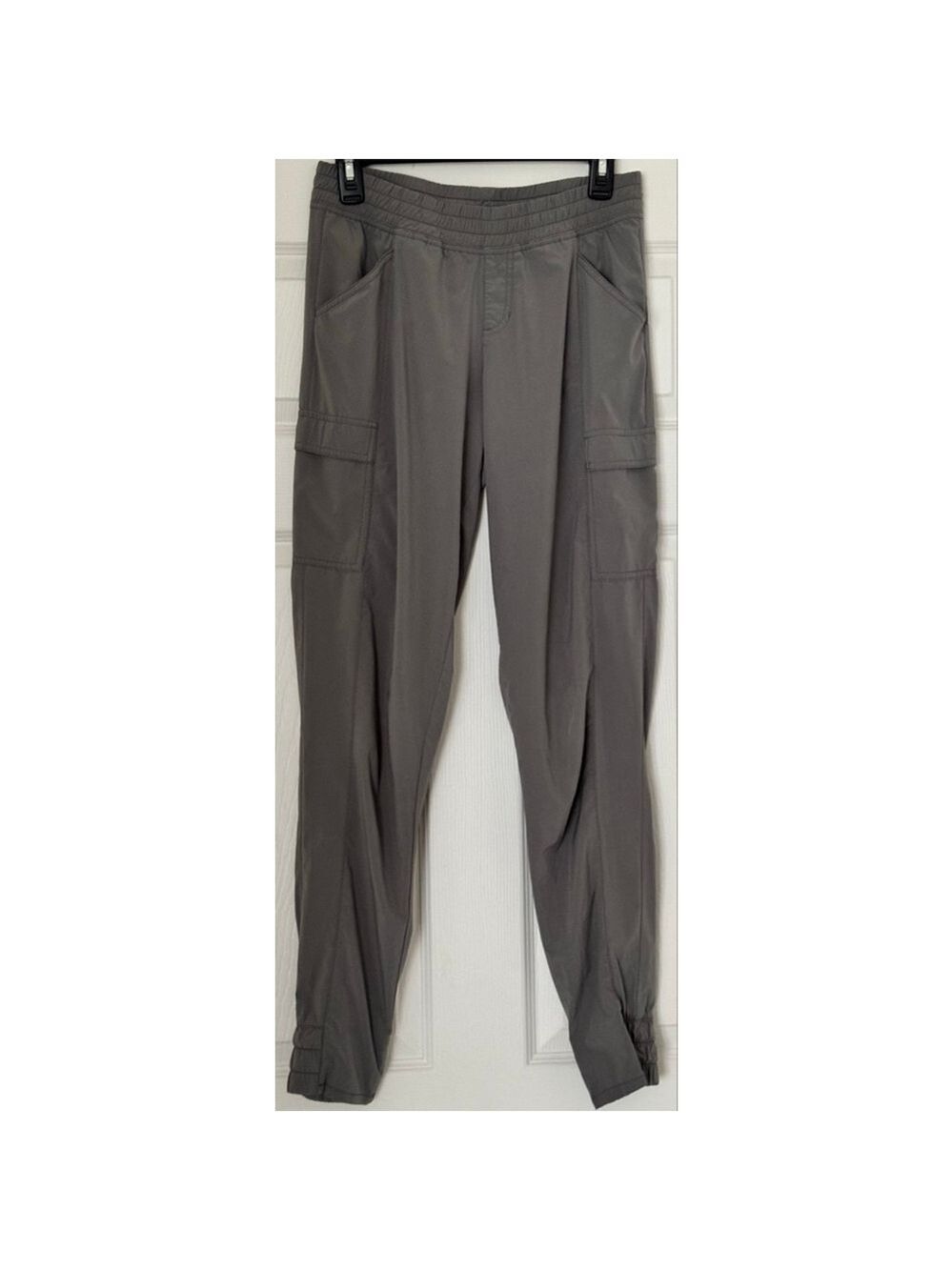 Women's The North Face Gray Cargo Jogger Pants Size 6